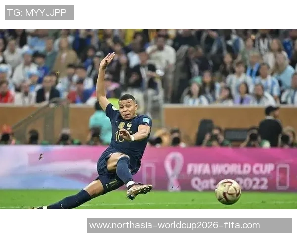 足球历史上50个最精彩进球盘点与分析带你重温经典瞬间